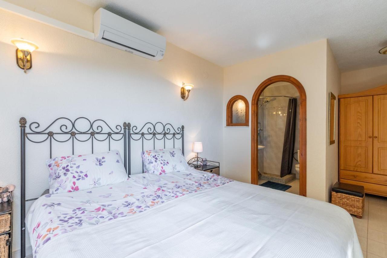 Villa Vista Ibiza 베니타첼 외부 사진